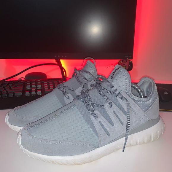 Adidas Tubular Radial Grey - Picture 1 of 3